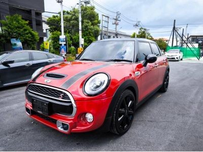 2016 MINI COOPER S 5 ประตู สีแดง วิ่งน้อยเพียง 52,XXX KM.